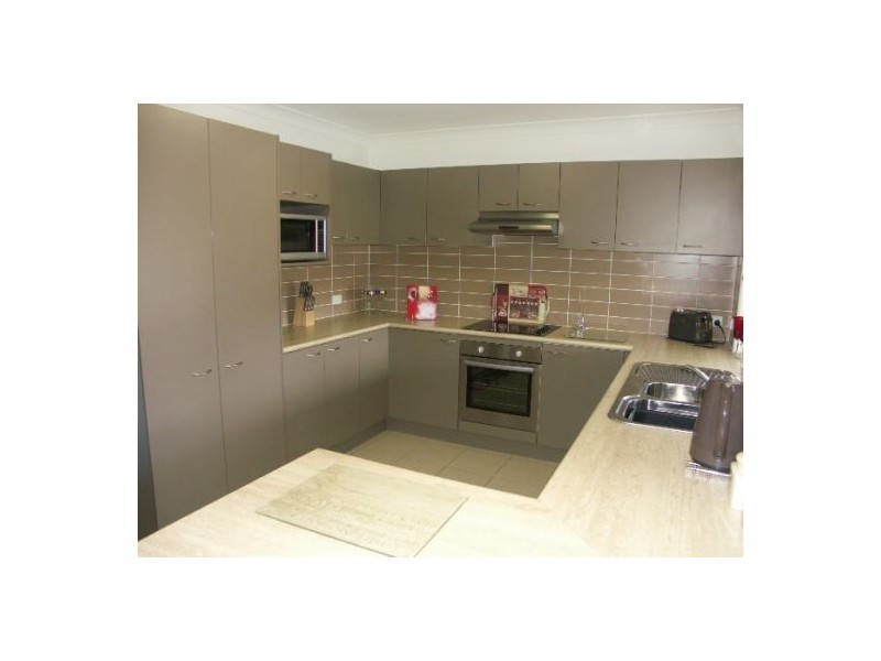 15 Hollywood Avenue, Bellmere QLD 4510