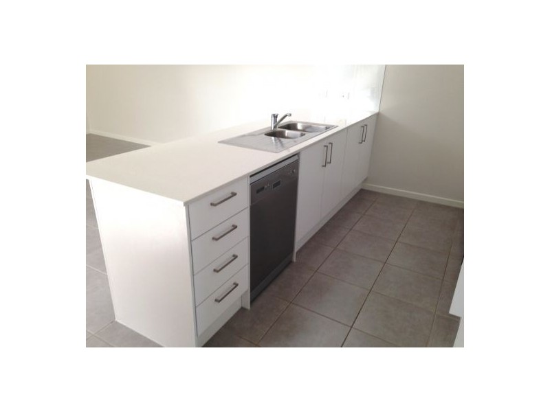 1/59 Reibelt Dr, Caboolture QLD 4510