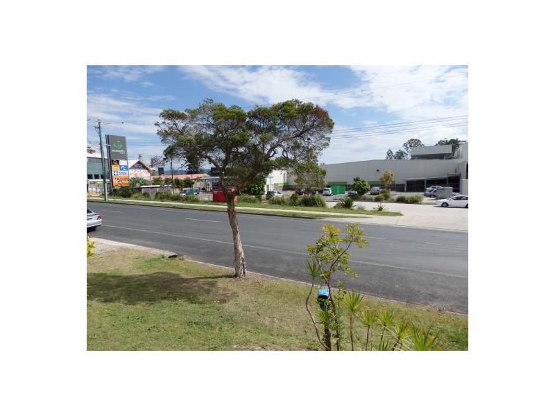 6 George St, Woodford QLD 4514