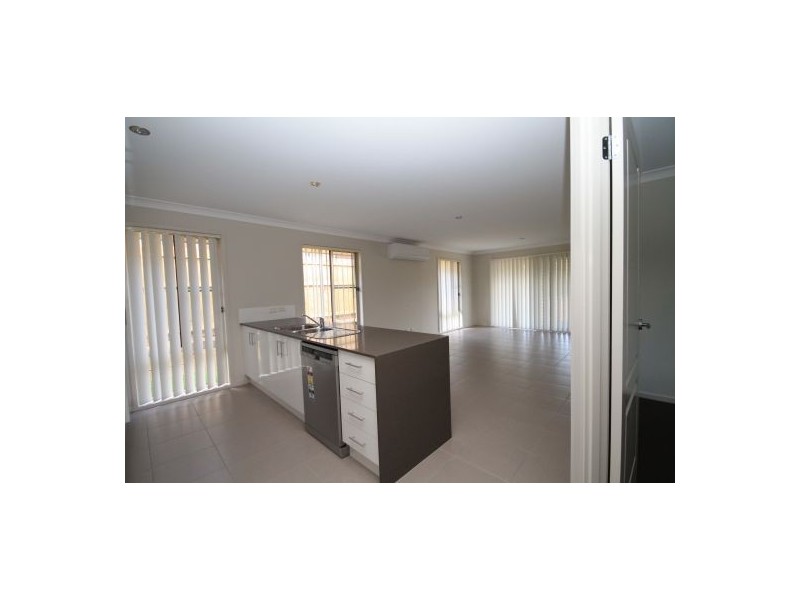 74 Bilby Drive, Morayfield QLD 4506