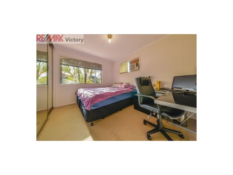 18 Avondale St, Morayfield QLD 4506