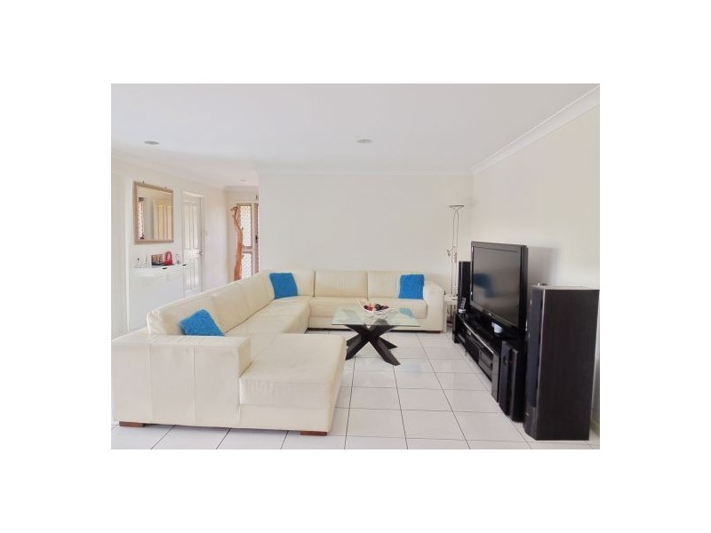 22 Leggett St, Morayfield QLD 4506