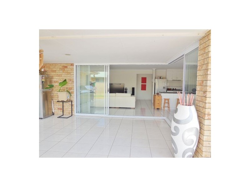 22 Leggett St, Morayfield QLD 4506