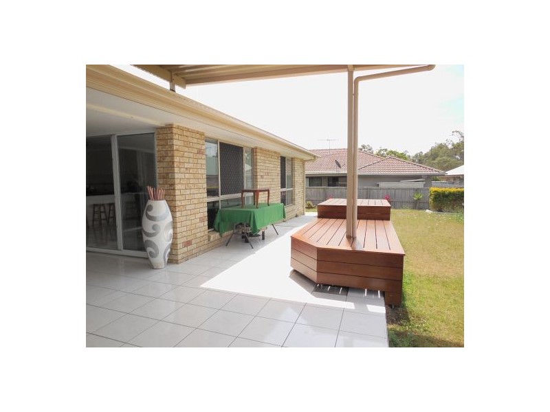 22 Leggett St, Morayfield QLD 4506