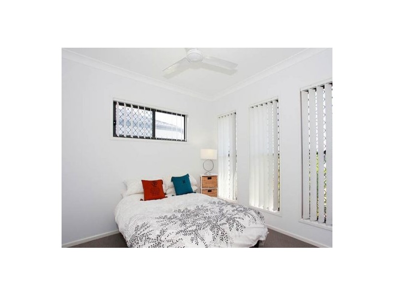 13 Vanillalily Close, Banksia Beach QLD 4507