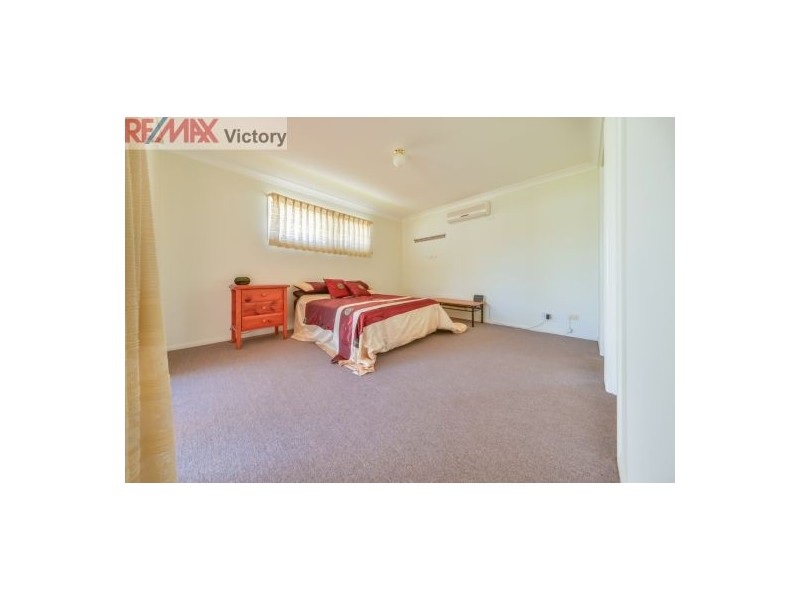 11 Curtin Cr, Morayfield QLD 4506