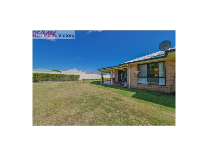 11 Curtin Cr, Morayfield QLD 4506