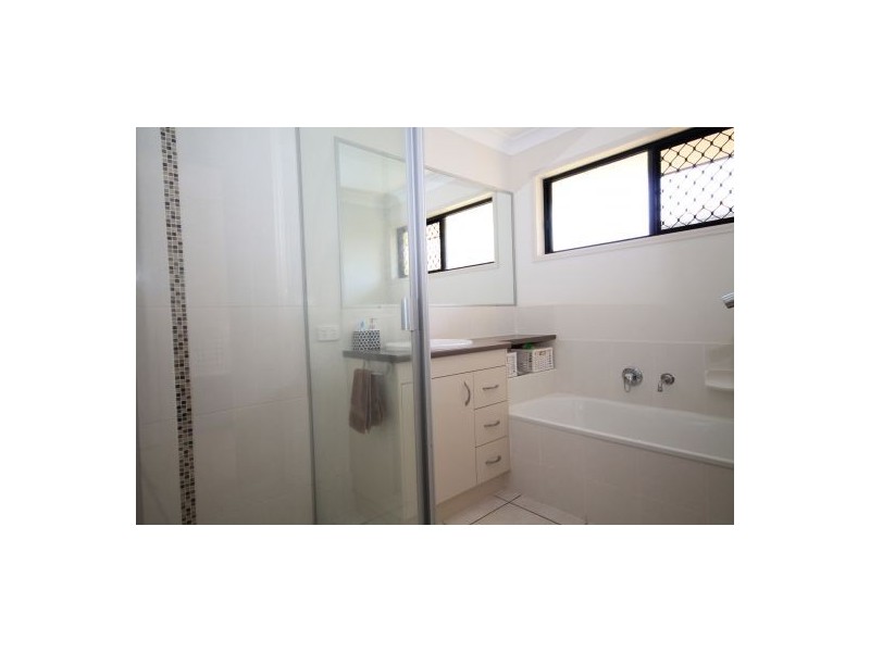 15 Hazelwood Court, Caboolture QLD 4510