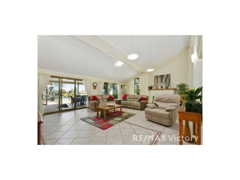 100 Alexandra Parade, Wamuran QLD 4512