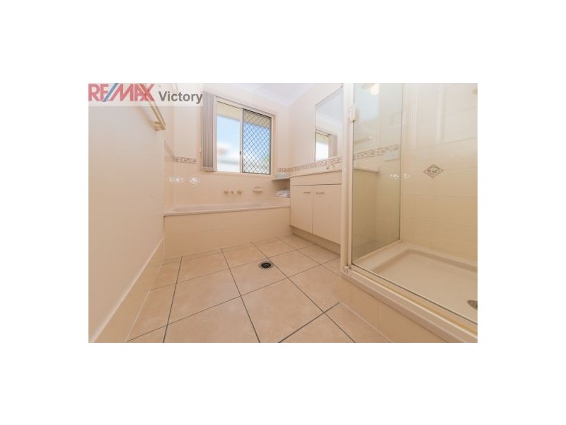 6 Curtin Cres, Morayfield QLD 4506