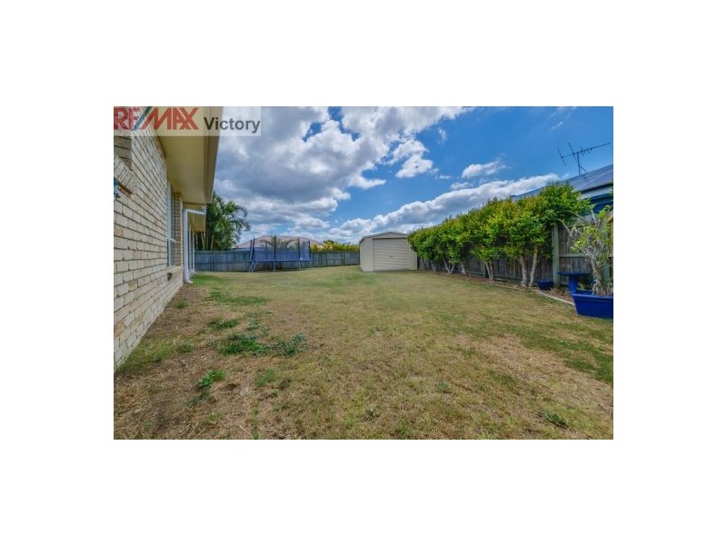 6 Curtin Cres, Morayfield QLD 4506