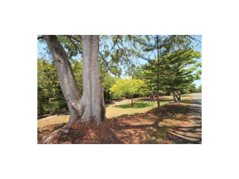 62 Norfolk Esplanade, Caboolture South QLD 4510