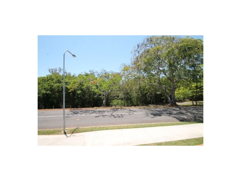 62 Norfolk Esplanade, Caboolture South QLD 4510