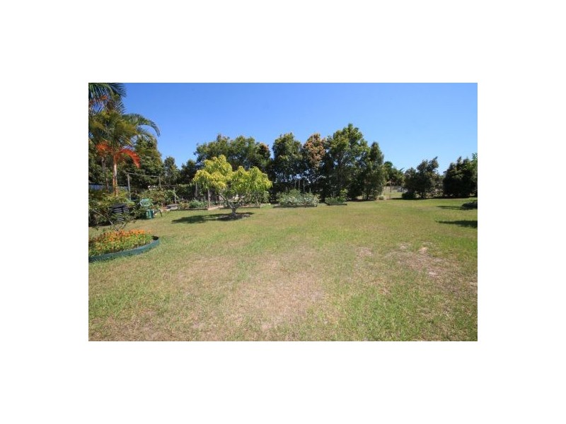 37 Jamor Court, Elimbah QLD 4516