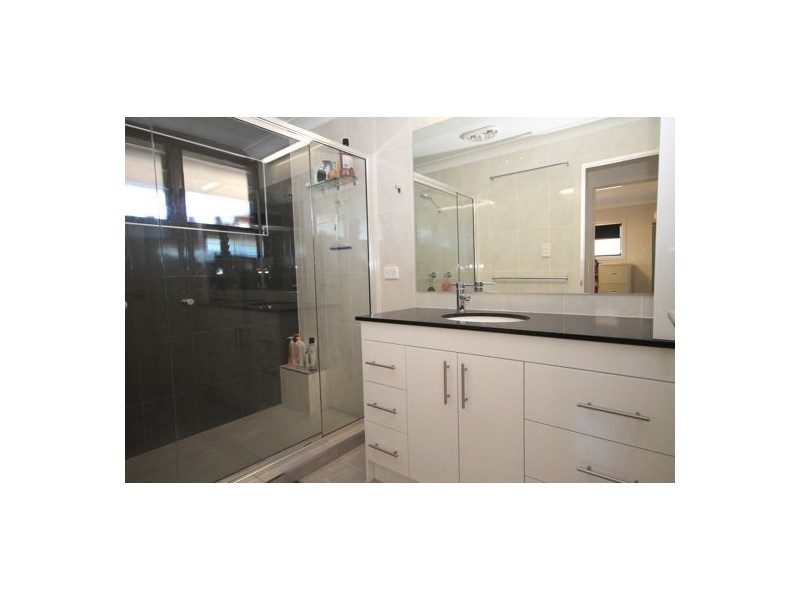 41 Avondale Street, Morayfield QLD 4506