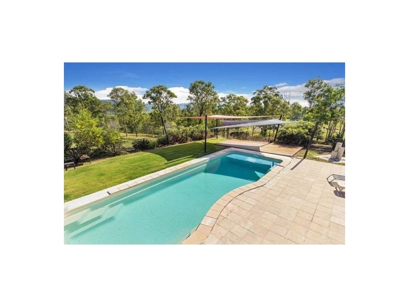 146 Moorina Road, Moorina QLD 4506