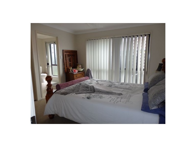 18 Middle Barten Court, Bray Park QLD 4500