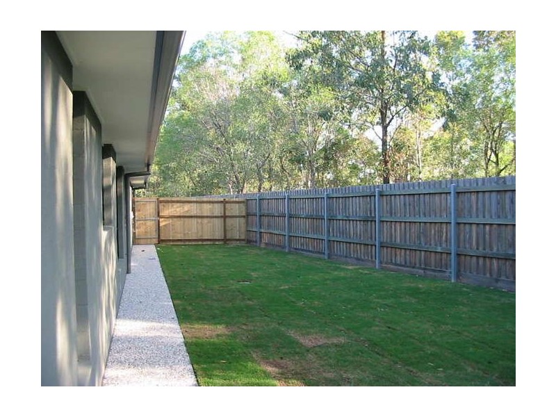 18 Middle Barten Court, Bray Park QLD 4500