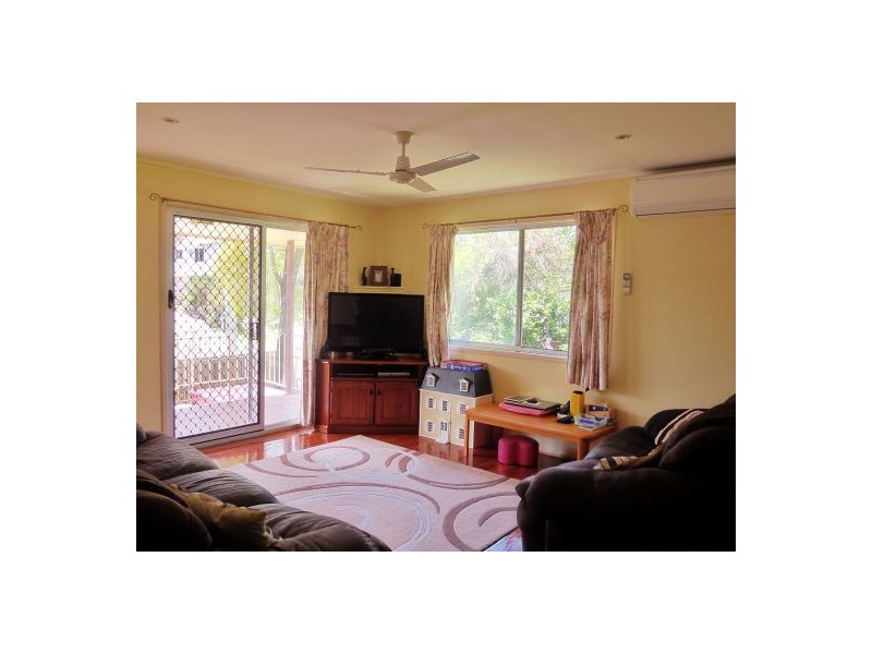 20 Kirkcaldy Street, Morayfield QLD 4506