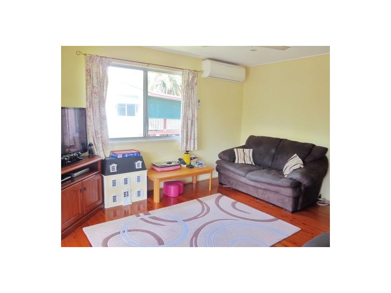 20 Kirkcaldy Street, Morayfield QLD 4506