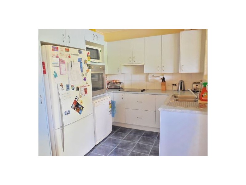 20 Kirkcaldy Street, Morayfield QLD 4506