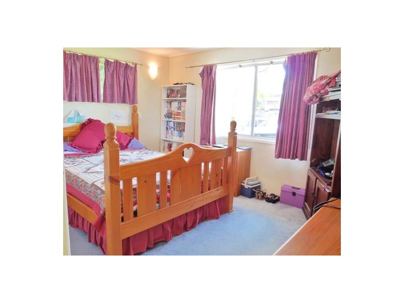 20 Kirkcaldy Street, Morayfield QLD 4506