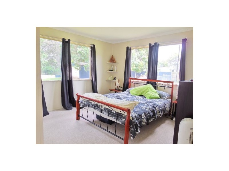 9 Churchill St, Caboolture QLD 4510