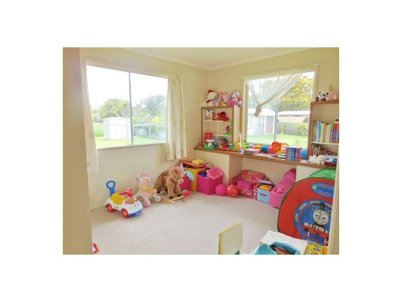 9 Churchill St, Caboolture QLD 4510