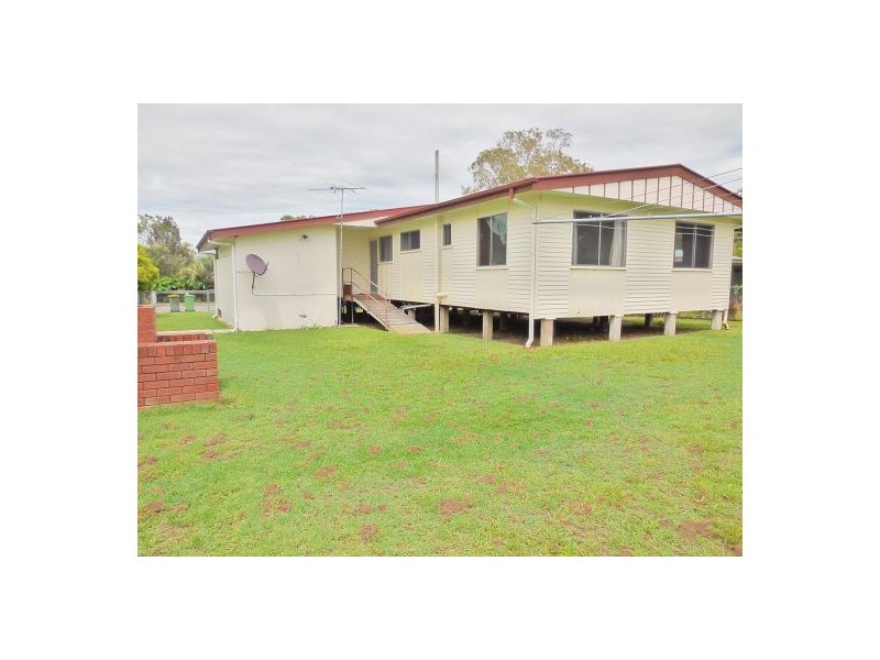 9 Churchill St, Caboolture QLD 4510
