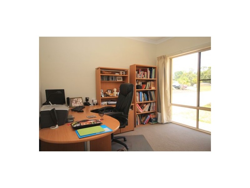 11-15 The Crest, Elimbah QLD 4516