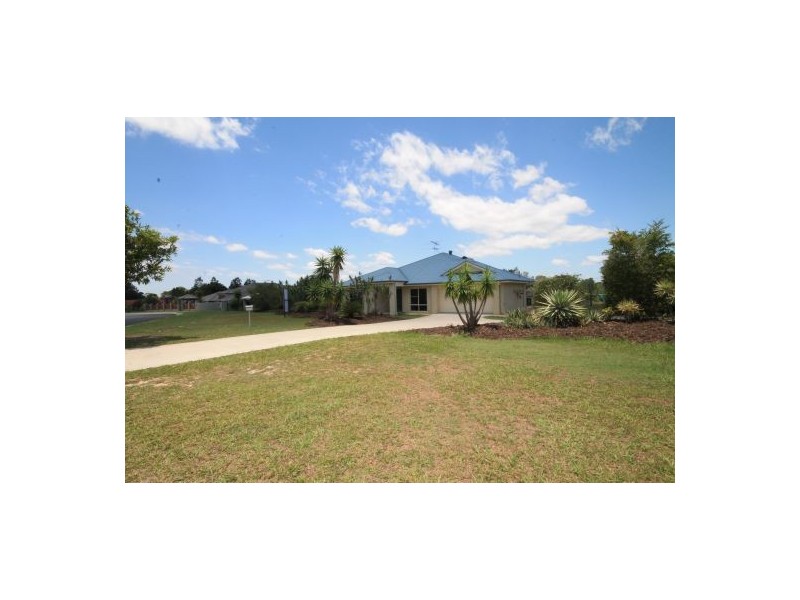 11-15 The Crest, Elimbah QLD 4516