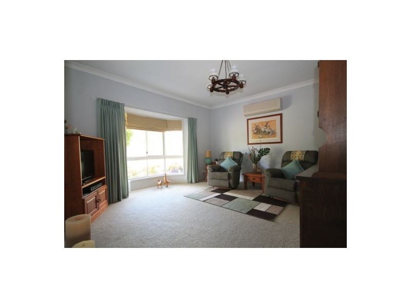 97 Hall Road, Elimbah QLD 4516