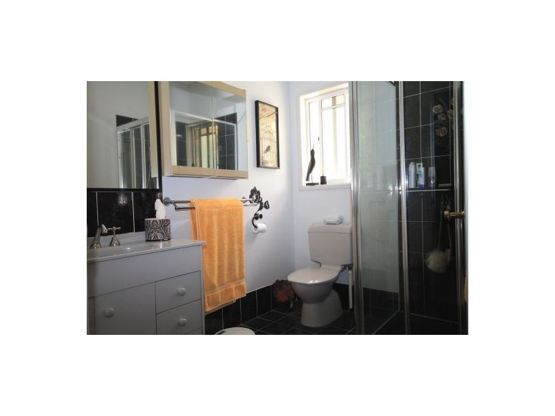 97 Hall Road, Elimbah QLD 4516