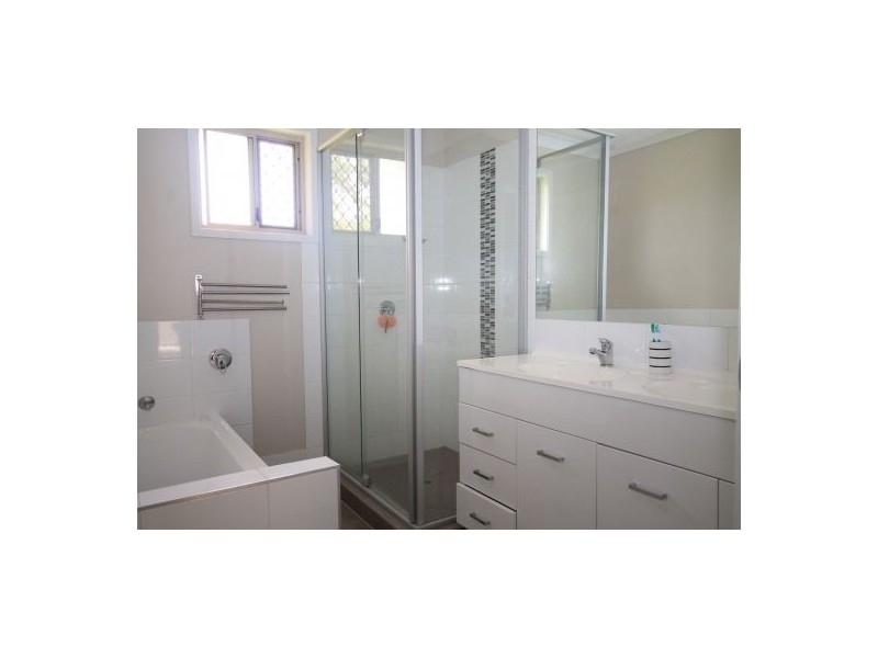 55 – 57 Hall Road, Elimbah QLD 4516