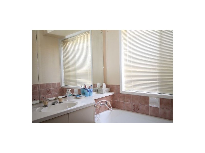 9 LAVER ST, Morayfield QLD 4506