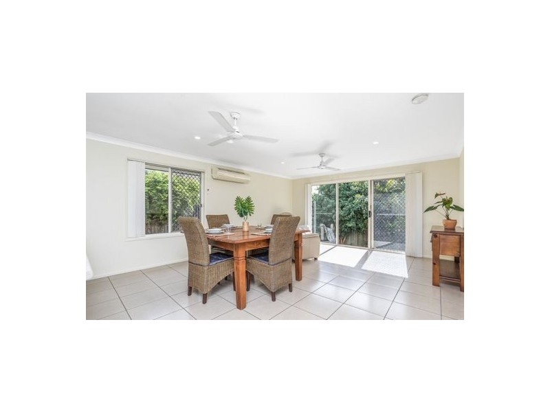 15 Hipwood St, Morayfield QLD 4506