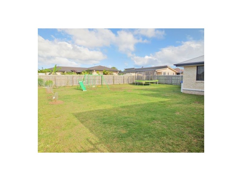 5 Denson St, Morayfield QLD 4506