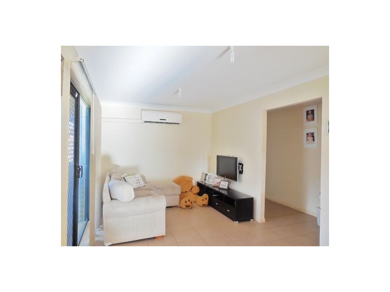 5 Denson St, Morayfield QLD 4506