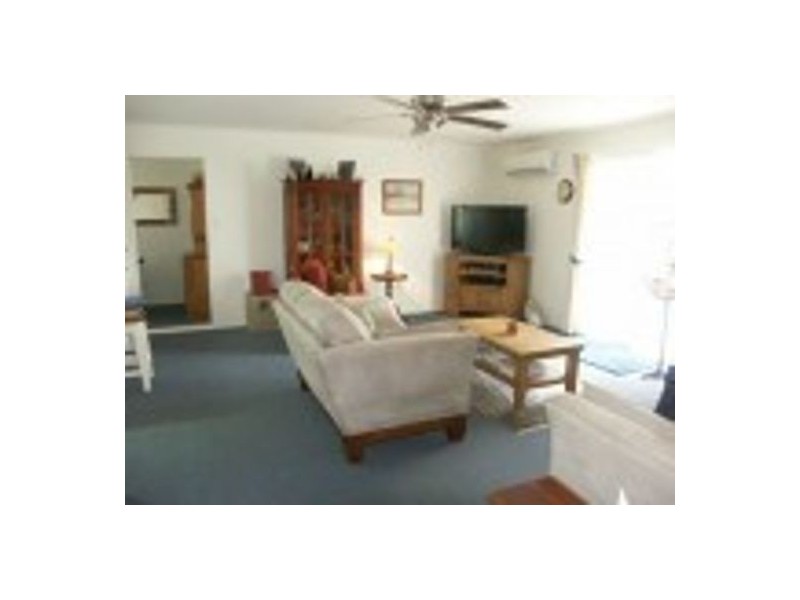 17 Diamond Street, Caboolture QLD 4510