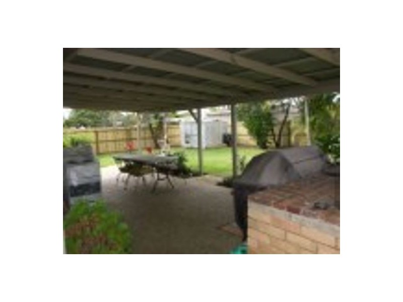 17 Diamond Street, Caboolture QLD 4510