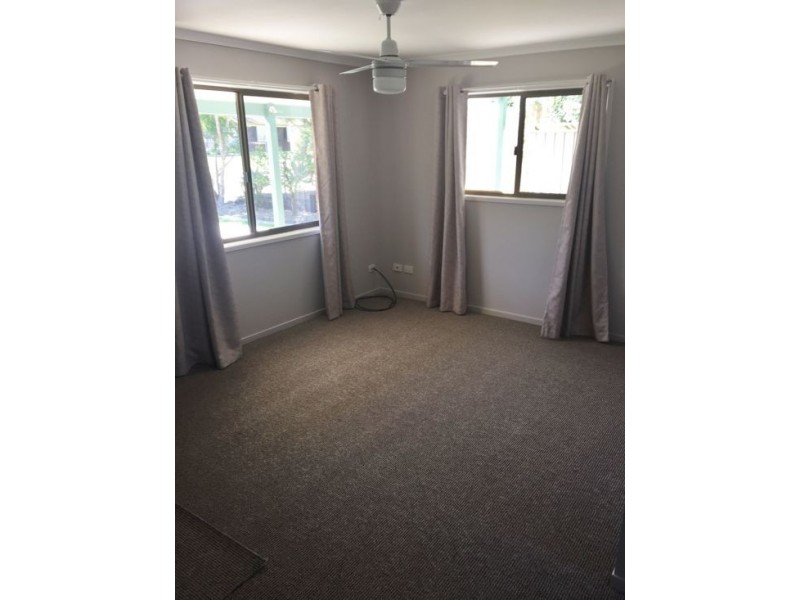 9 Dundee Drive, Morayfield QLD 4506