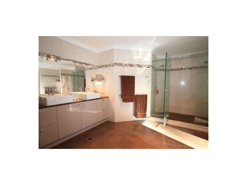 23-27 Kirrang Drive, Elimbah QLD 4516