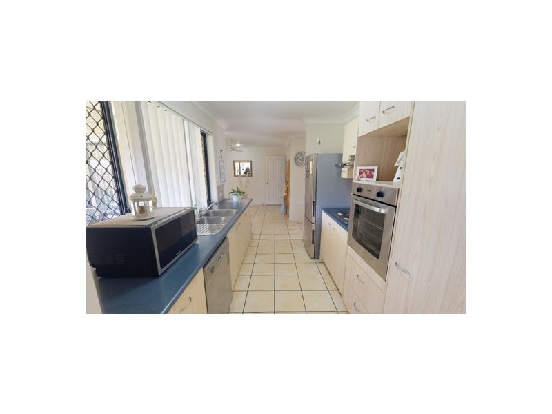 3 Christopher Place, Morayfield QLD 4506