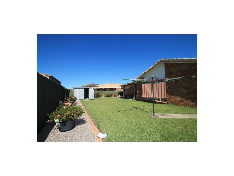 35 Cook Avenue, Caboolture South QLD 4510