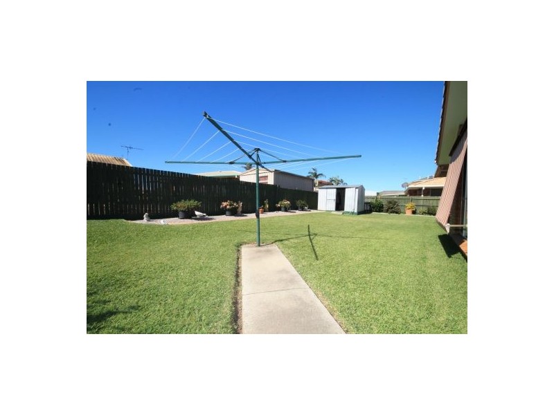 35 Cook Avenue, Caboolture South QLD 4510