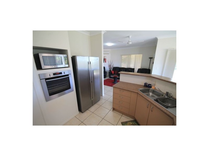 1 Jamor Court, Elimbah QLD 4516