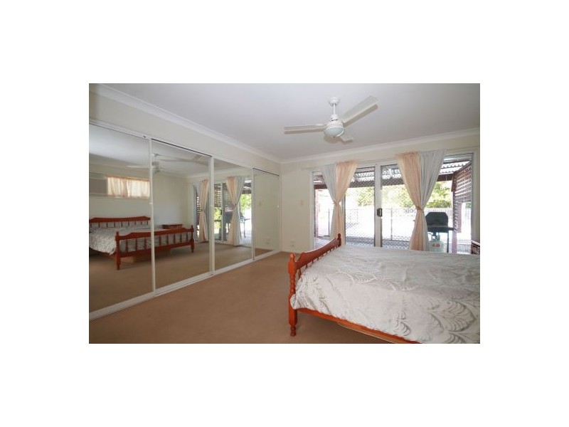138 Relesah Drive, Ningi QLD 4511