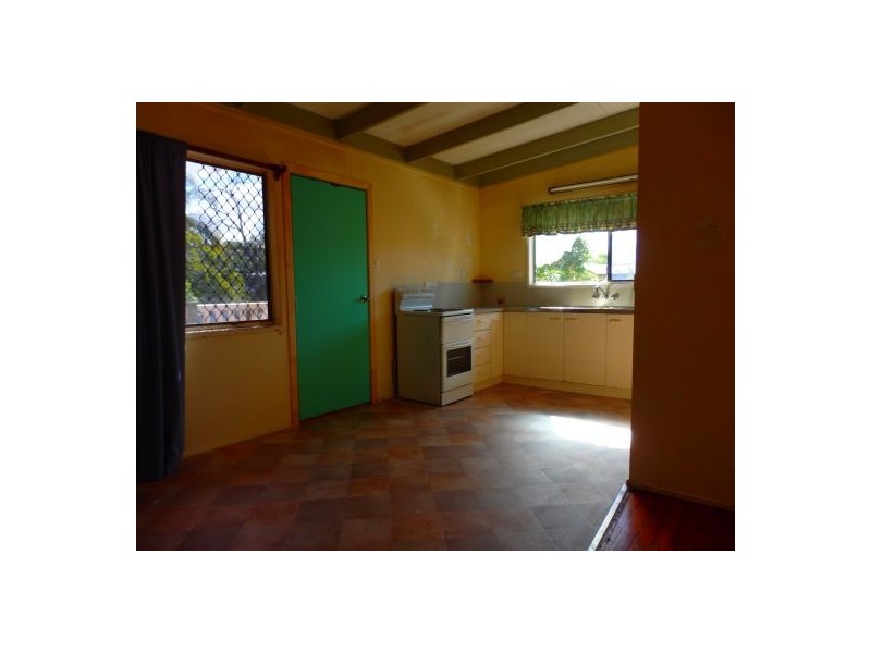 19 Ruth, Caboolture QLD 4510