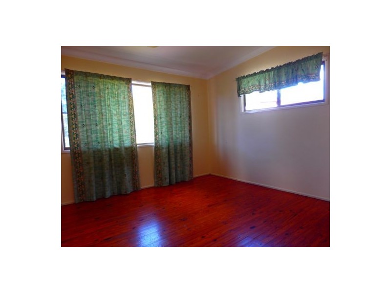 19 Ruth, Caboolture QLD 4510