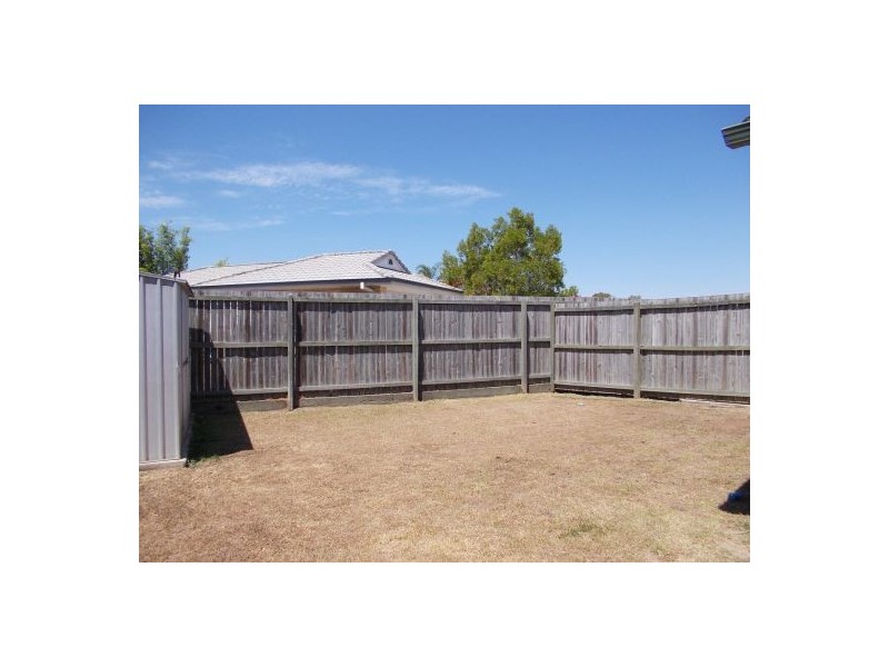 3 Hillside Court, Morayfield QLD 4506